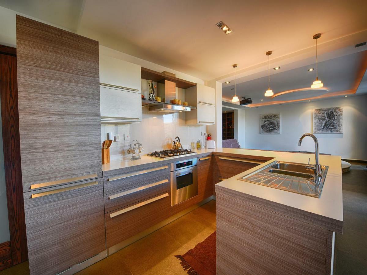 Anthony'S Maisonette Villa Qala Екстериор снимка